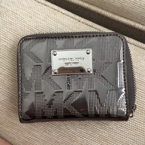 Michael Kors mini wallet